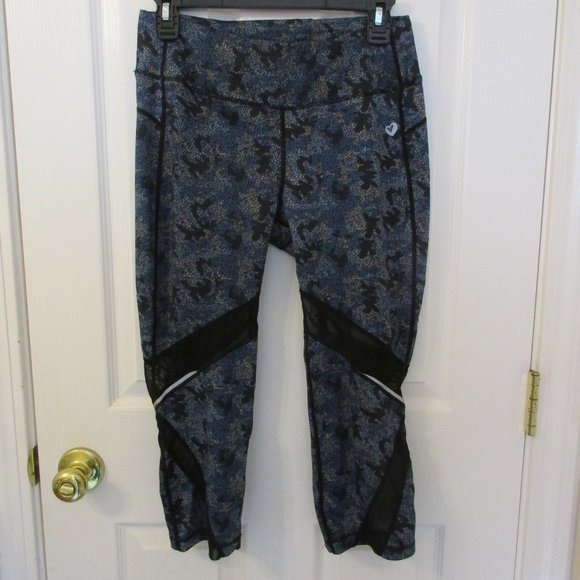 Cropped Workout Leggings, Camo Print with Netting - Picture 1 of 7